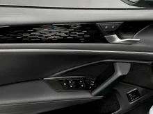 VW Tiguan Elegance eHybrid DSG 150 kW in Oyster Silver Metallic