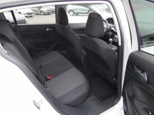Peugeot 308 SW 1,5 BlueHDI 130 Active S&S in weiss - normal