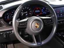 Porsche 911 Carrera Cabriolet I (992) in silber - metallic