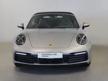 Porsche 911 Carrera Cabriolet I (992) in silber - metallic