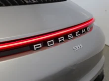 Porsche 911 Carrera Cabriolet I (992) in silber - metallic