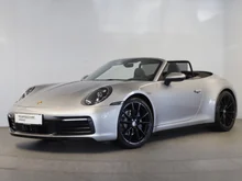 Porsche 911 Carrera Cabriolet I (992) in silber - metallic