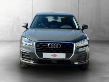 Audi Q2 30 TFSI in nanograu metallic