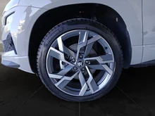 Škoda Karoq 4x4 Sportline TDI DSG in Stahl-Grau