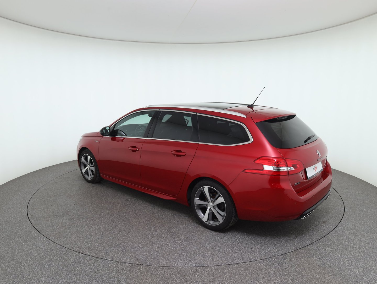 Peugeot 308 SW 1,6 BlueHDi 120 GT Line S&S | Bild 7 von 32