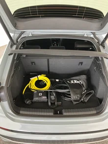 Audi A3 Sportback 40 TFSI e in PFEILGRAU PERLEFFEKT