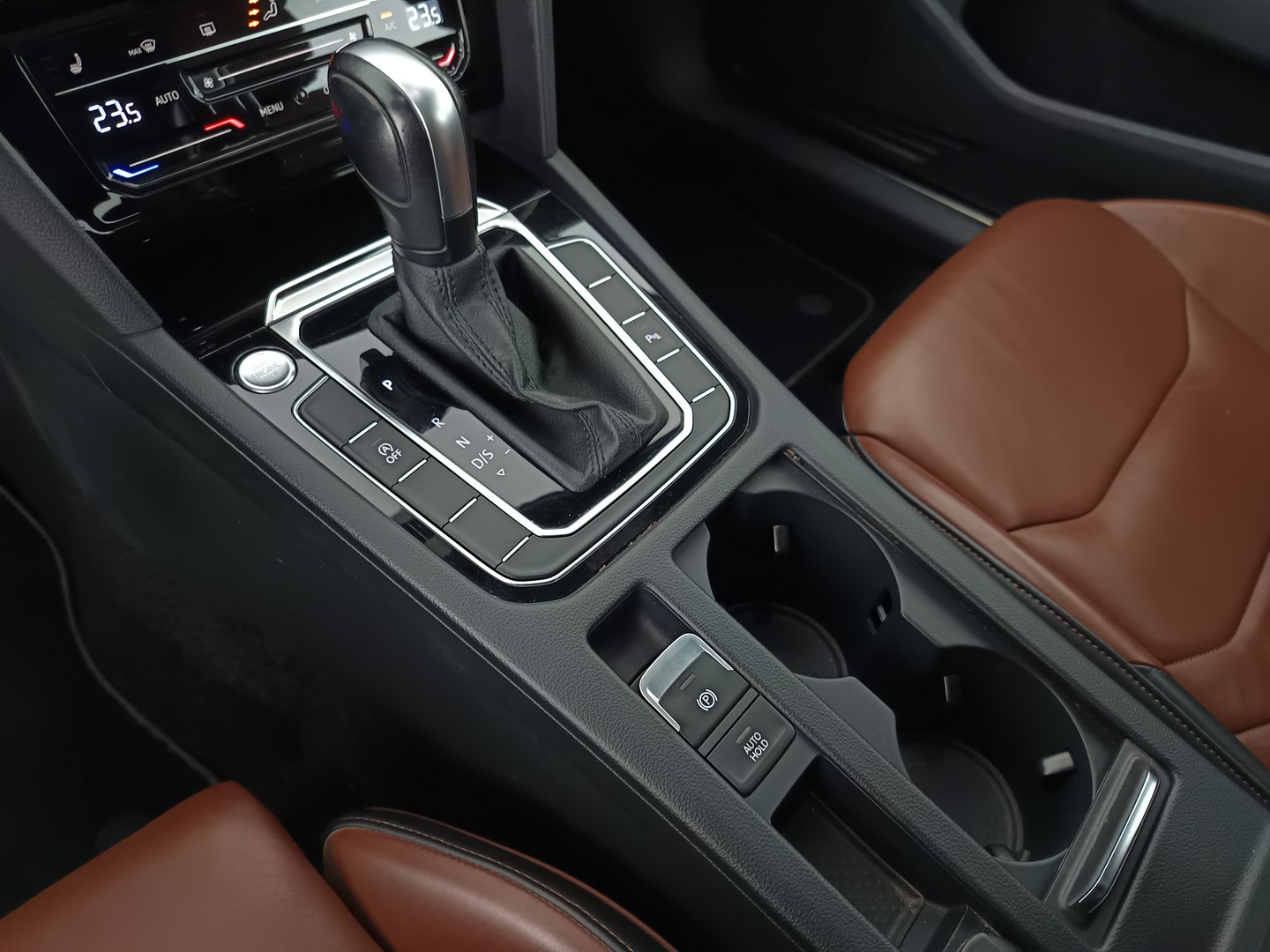 VW Arteon SB Elegance TDI DSG | Bild 28 von 35