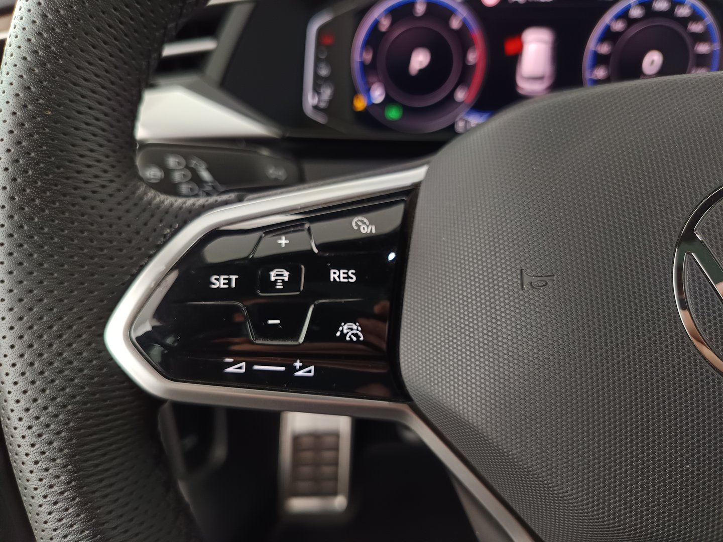 VW Arteon SB Elegance TDI DSG | Bild 16 von 35