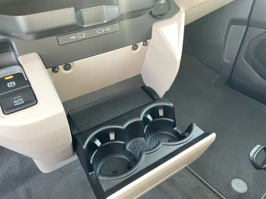 Bild eines VW Multivan Business eHybrid 180 kW 4MOTION