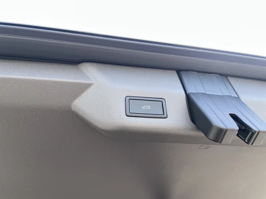 Bild eines VW Multivan Business eHybrid 180 kW 4MOTION