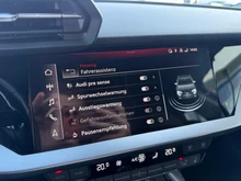 Audi A3 Sportback 35 TDI S line in MYTHOSSCHWARZ METALLIC