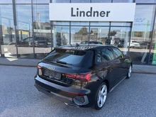 Audi A3 Sportback 35 TDI S line in MYTHOSSCHWARZ METALLIC