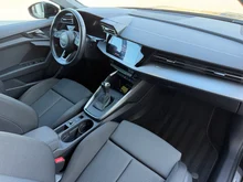 Audi A3 Sportback 35 TDI S line in MYTHOSSCHWARZ METALLIC