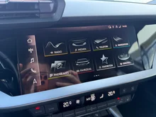 Audi A3 Sportback 35 TDI S line in MYTHOSSCHWARZ METALLIC