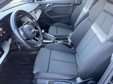 Audi A3 Sportback 35 TDI S line in MYTHOSSCHWARZ METALLIC