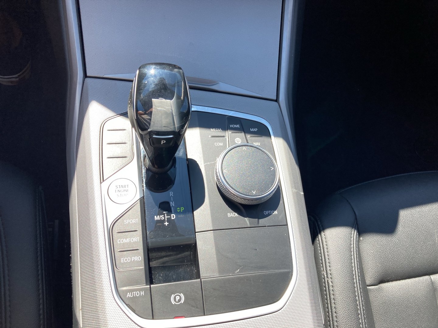 BMW 318d 48 V Touring Aut. | Bild 18 von 25