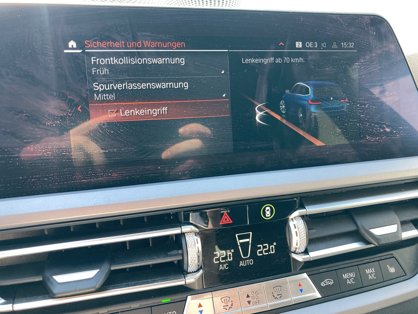 BMW 318d 48 V Touring Aut. | Bild 23 von 25