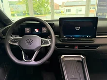 VW T-Roc Style eTSI DSG in Pure White