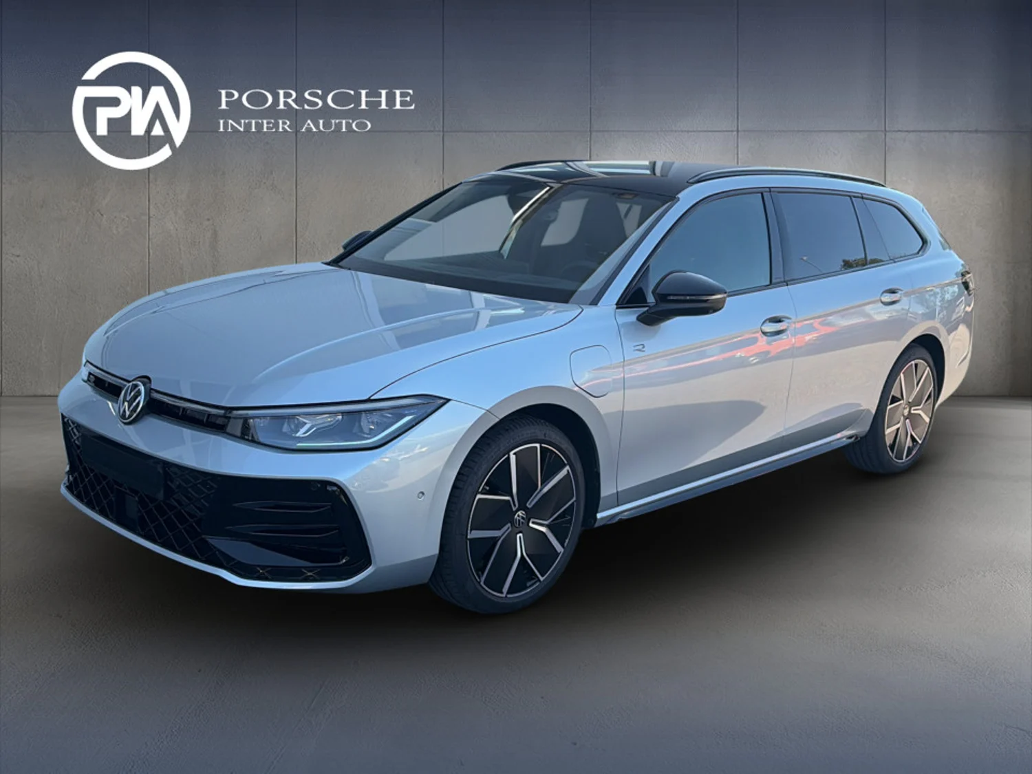 Bild eines VW Passat Variant R-Line eHybrid 200kW