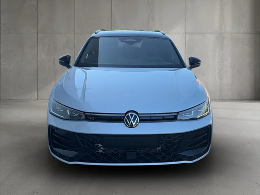 Bild eines VW Passat Variant R-Line eHybrid 200kW