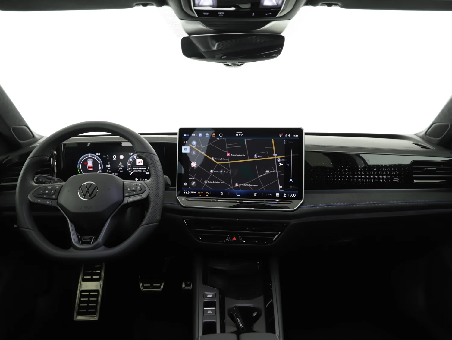 Bild eines VW Passat Variant R-Line eHybrid 200kW