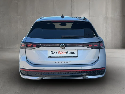 Bild eines VW Passat Variant R-Line eHybrid 200kW