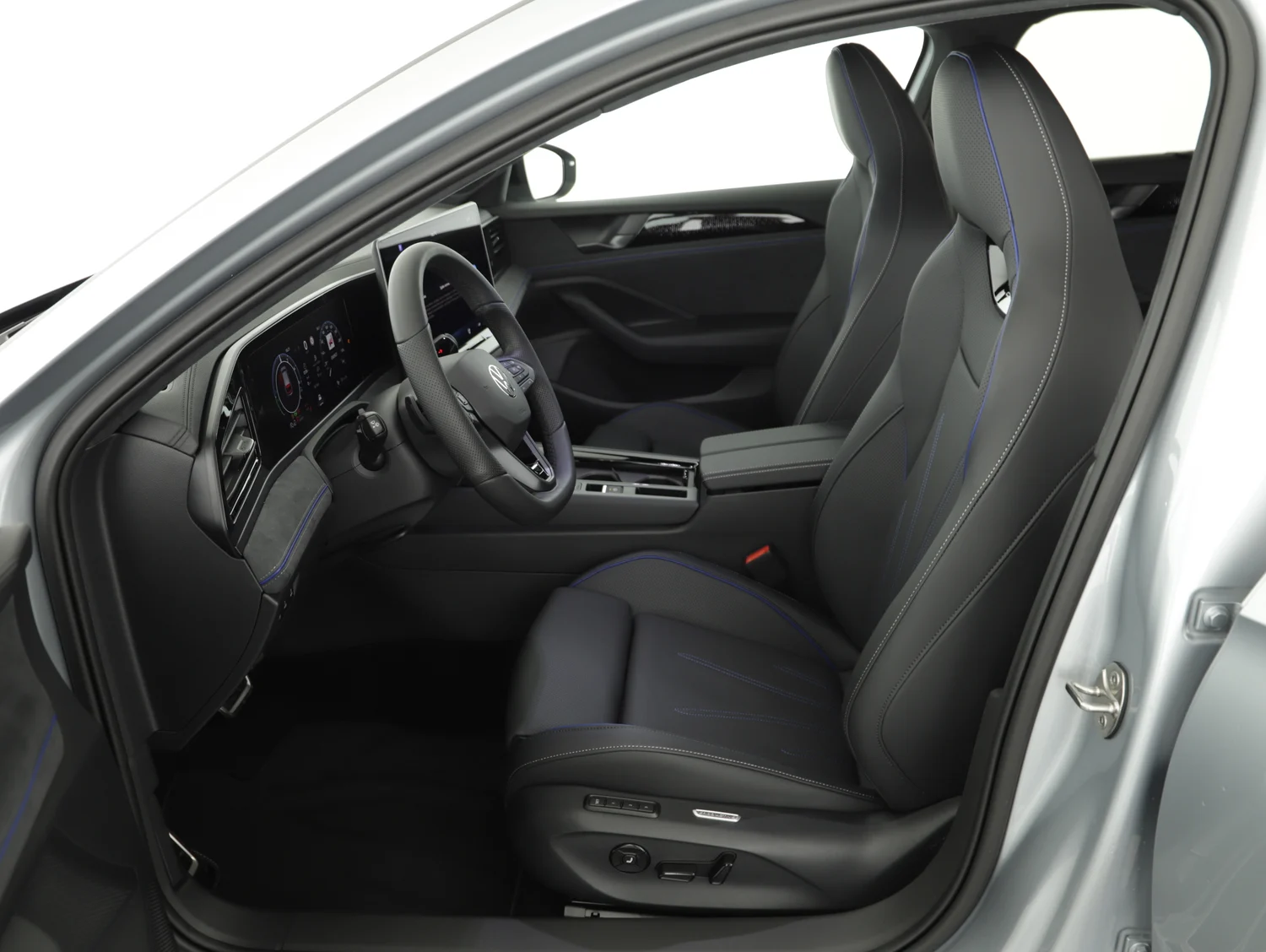 Bild eines VW Passat Variant R-Line eHybrid 200kW