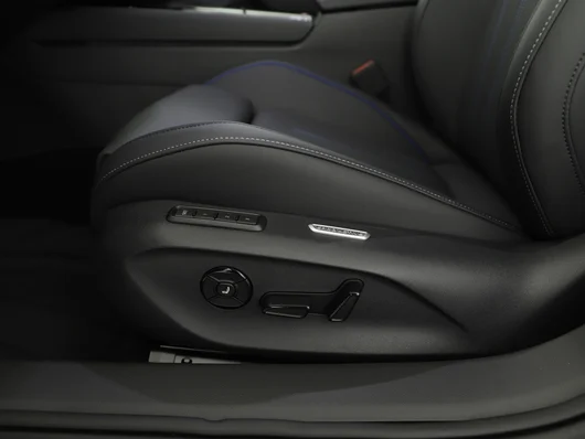 Bild eines VW Passat Variant R-Line eHybrid 200kW