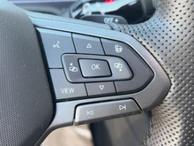 VW Passat Variant R-Line eHybrid 200kW in Oyster Silver mit Dach in Schwarz Uni