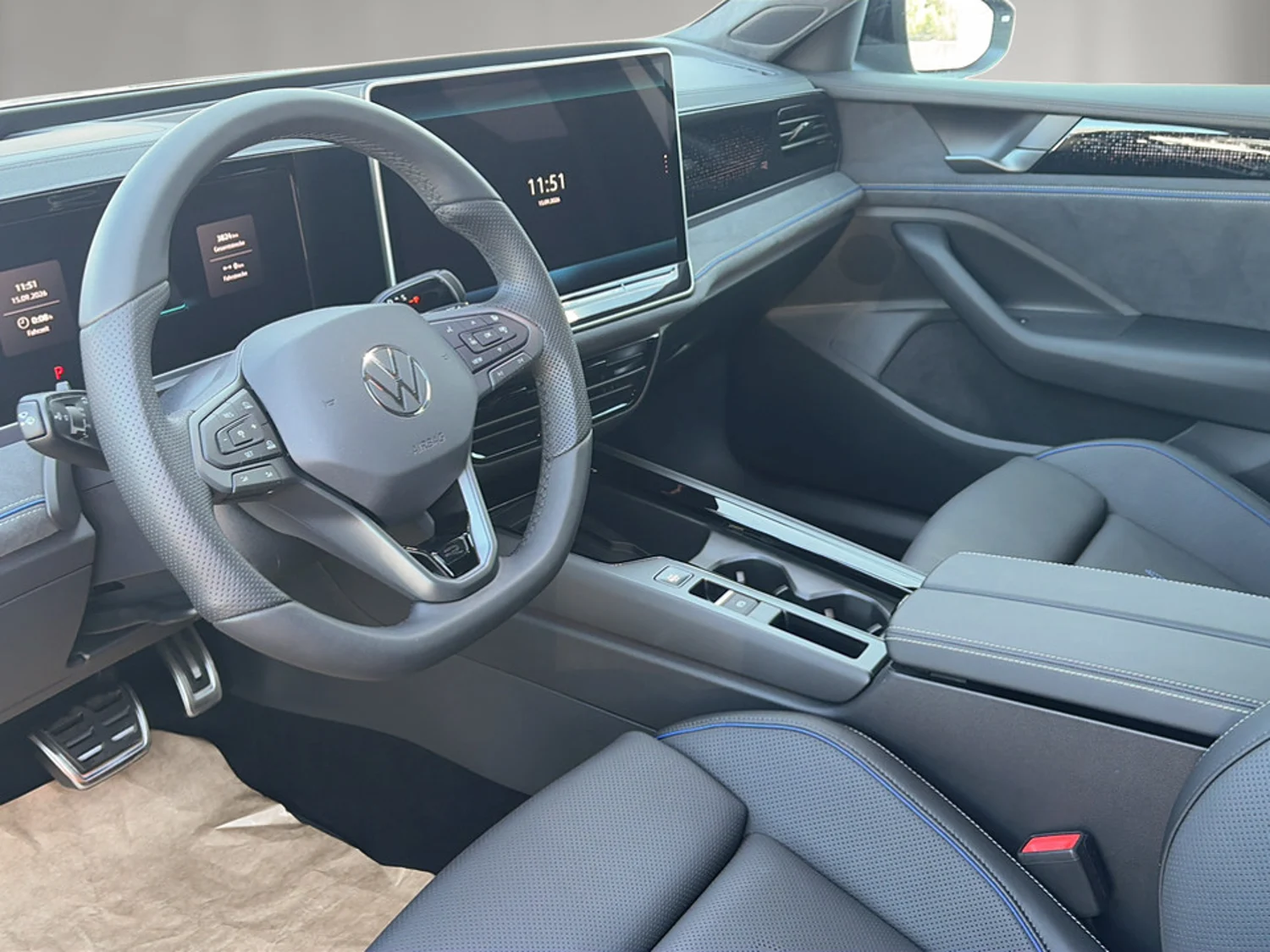 Bild eines VW Passat Variant R-Line eHybrid 200kW