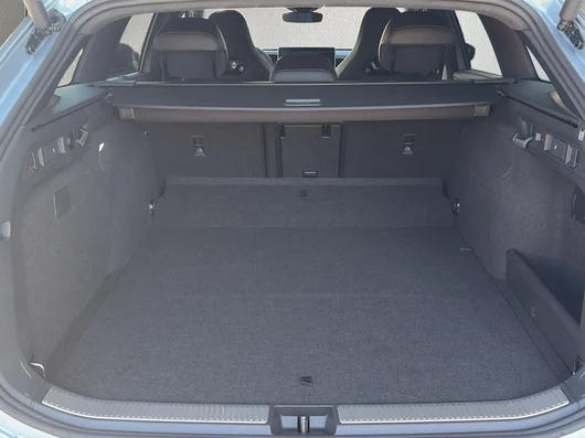 Bild eines VW Passat Variant R-Line eHybrid 200kW