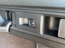 VW Passat Variant R-Line eHybrid 200kW in Oyster Silver mit Dach in Schwarz Uni