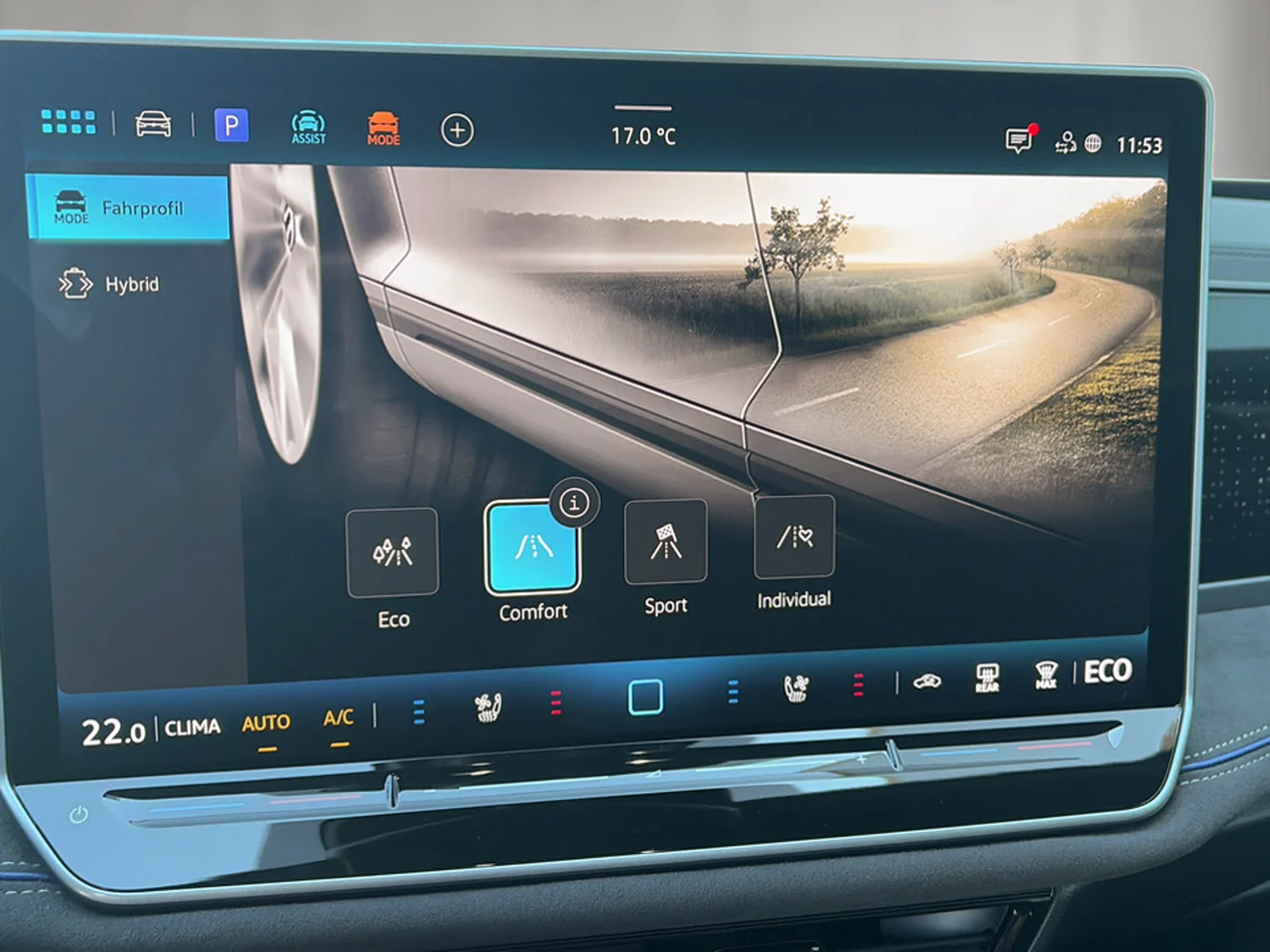 Bild eines VW Passat Variant R-Line eHybrid 200kW