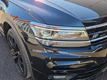 VW Tiguan Allspace Alls. HL TDI 4MOTION DSG 5-Sitzer in Deep Black Perlef.
