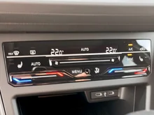 VW Taigo Sport TSI DSG in Deep Black Perleffekt