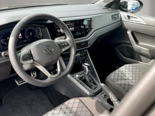 VW Taigo Sport TSI DSG in Deep Black Perleffekt