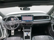VW Tayron Sport eHybrid DSG 200kW in Oryxweiß Perlmutteffekt