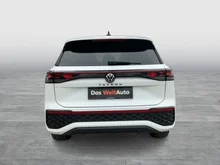 VW Tayron Sport eHybrid DSG 200kW in Oryxweiß Perlmutteffekt