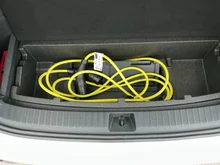 VW Tayron Sport eHybrid DSG 200kW in Oryxweiß Perlmutteffekt