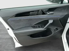 VW Tayron Sport eHybrid DSG 200kW in Oryxweiß Perlmutteffekt