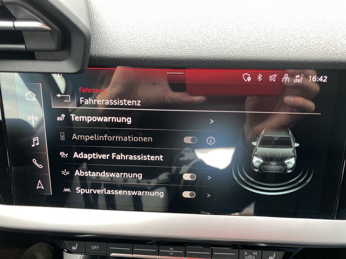 Audi A3 Sportback 30 TDI advanced ext. | Bild 14 von 25