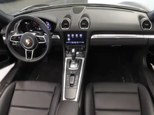 Porsche 718 Boxster Style Edition in tiefschwarzmetallic