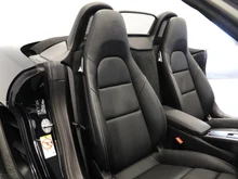 Porsche 718 Boxster Style Edition in tiefschwarzmetallic