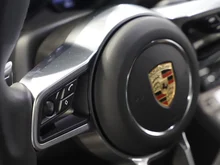 Porsche 718 Boxster Style Edition in tiefschwarzmetallic