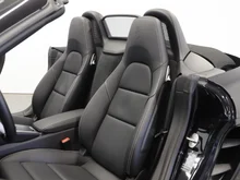 Porsche 718 Boxster Style Edition in tiefschwarzmetallic