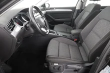 VW Passat Variant Business in MANGANGRAU METALLIC