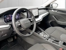 Škoda Octavia Combi Selection TSI mHEV DSG in Moon-Weiß Metallic