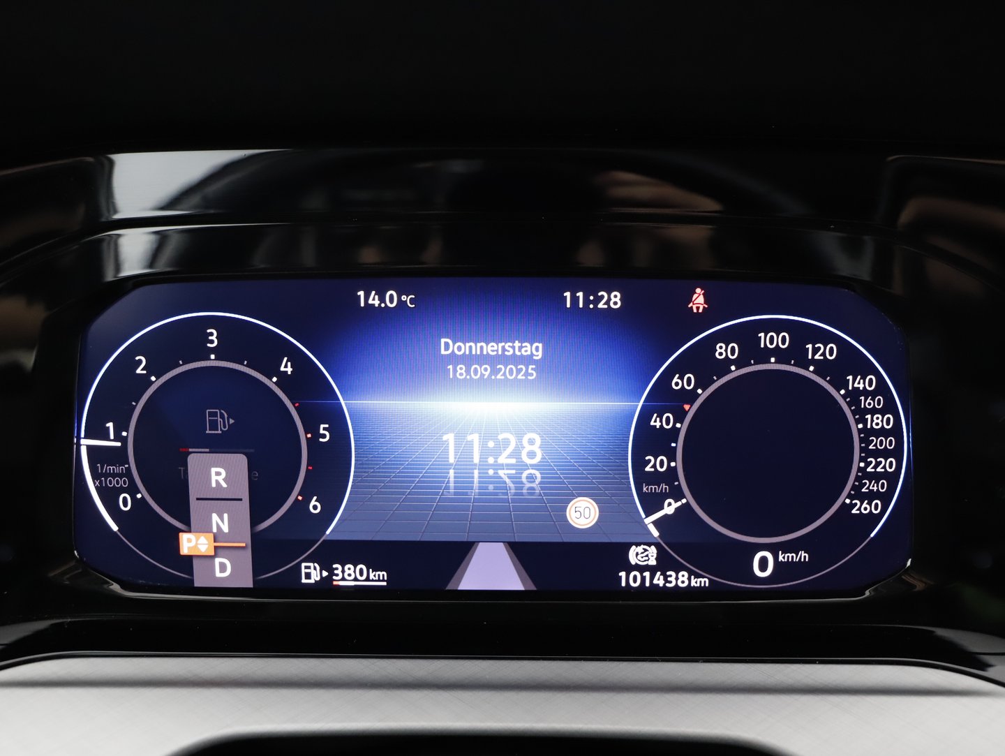 VW Golf Variant Life TDI DSG | Bild 15 von 28