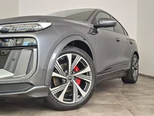 Audi Q6 Sportback e-tron quattro in Daytonagrau Perleffekt