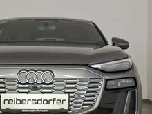 Audi Q6 Sportback e-tron quattro in Daytonagrau Perleffekt